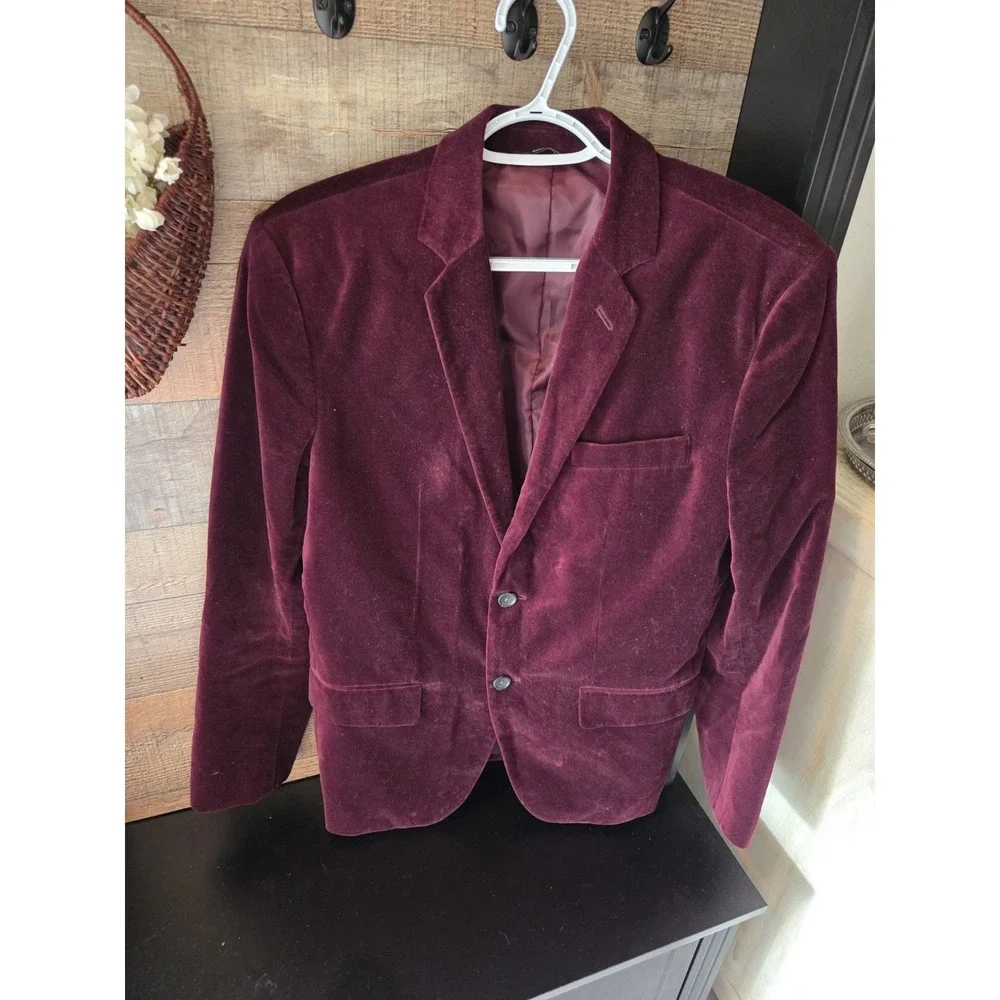 Banana Republic Tailored Fit 40 Burgundy Velvet Blazer